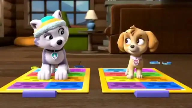 汪汪队立大功:珠珠跟天天的跳舞机大比拼,这姿势真是搞笑