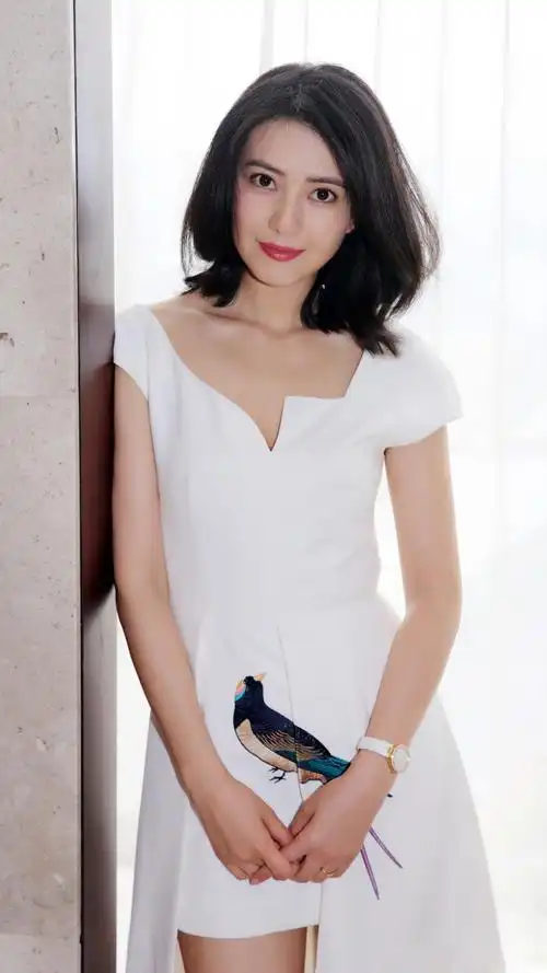 高圆圆和高露长的像吗? - 影视口碑榜的回答 - 头条问答