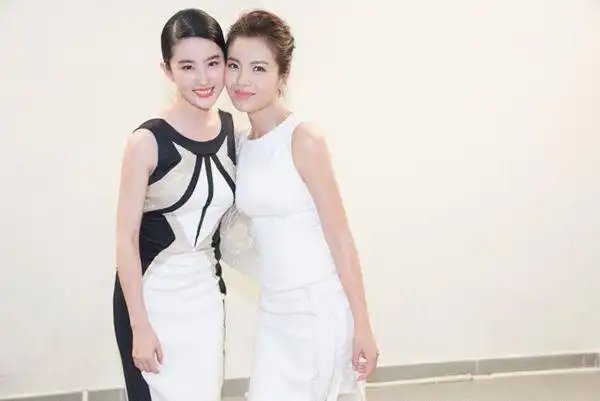 刘涛偶遇刘亦菲林志颖天龙八部再聚首