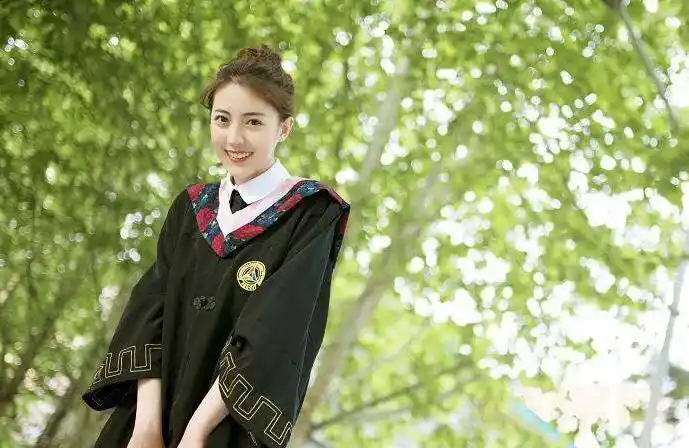 张舒越个人资料简介 张舒越生活照