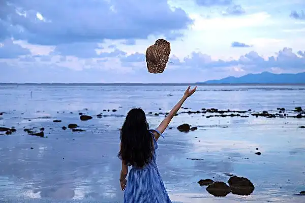 海边少女