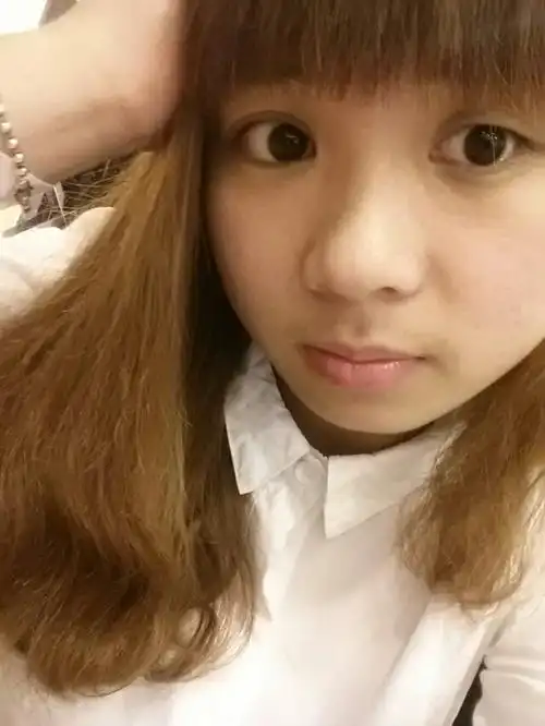 我要一个80后女孩子生活照片多张