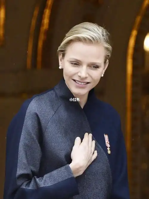 摩纳哥王妃 princess charlene|夏琳王妃95_婚礼_童话故事_摩纳哥