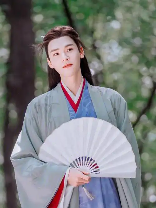 龚俊山河令古风造型