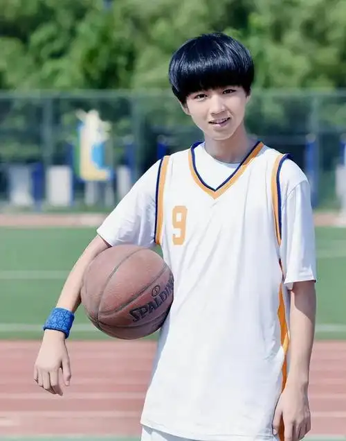 王俊凯养嫂子事件水落石出