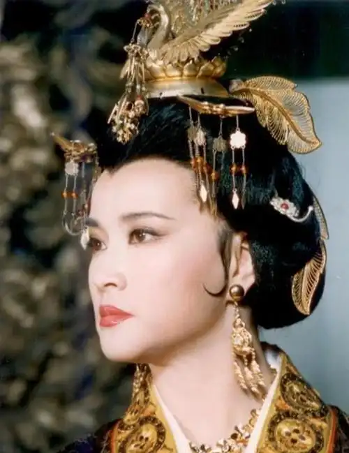 自己的儿子受尽苦难,身为母亲的武则天,为权利心狠手辣!_网易订阅