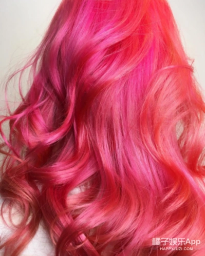 一半少女一半仙女!真不去染个渐变粉色嘛小姐姐们