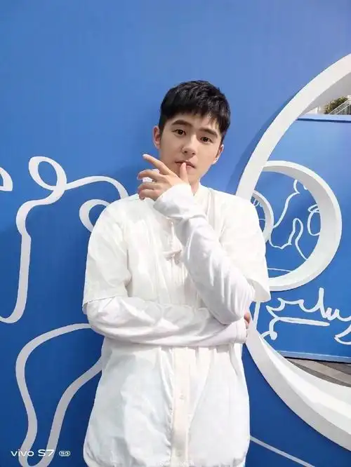 开奖|s7暖阳专属福利,刘昊然亲笔签名限时抢