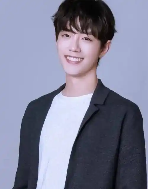 易胜华就录音事件发文,八字宣言意有所指,让粉丝安心_肖战家_易律师