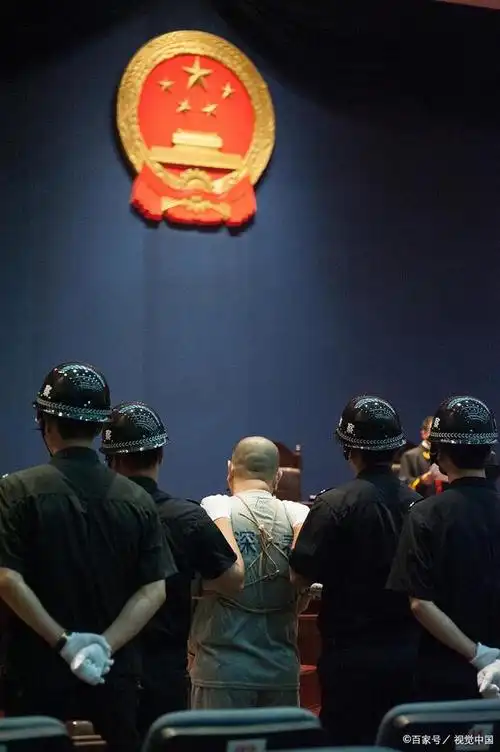 执行死刑真实记录,临时补枪