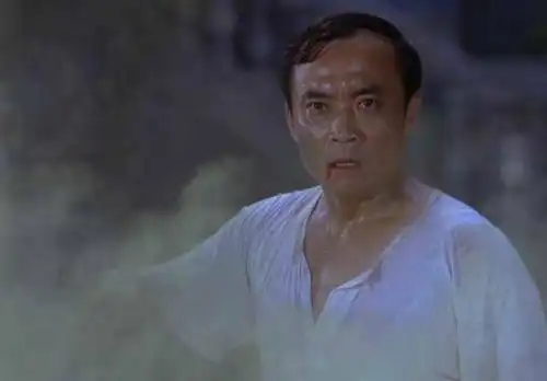 他出演《功夫》被周星驰捧红,老婆名气更大,如今反而销声匿迹!