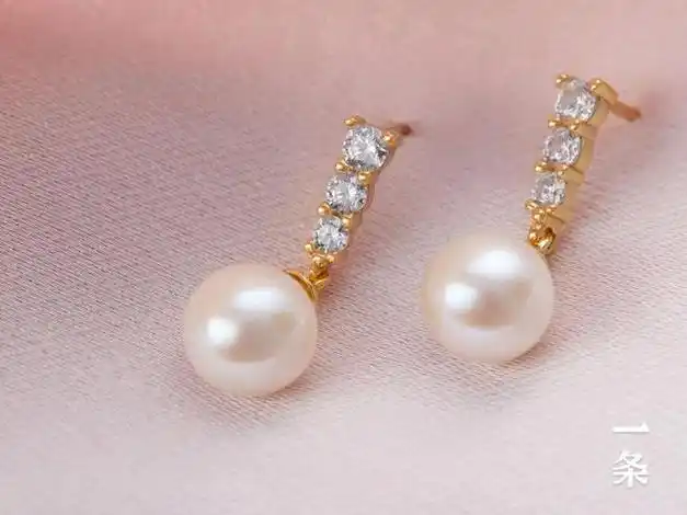 简约经典的珍珠首饰精致秀气不容易过时