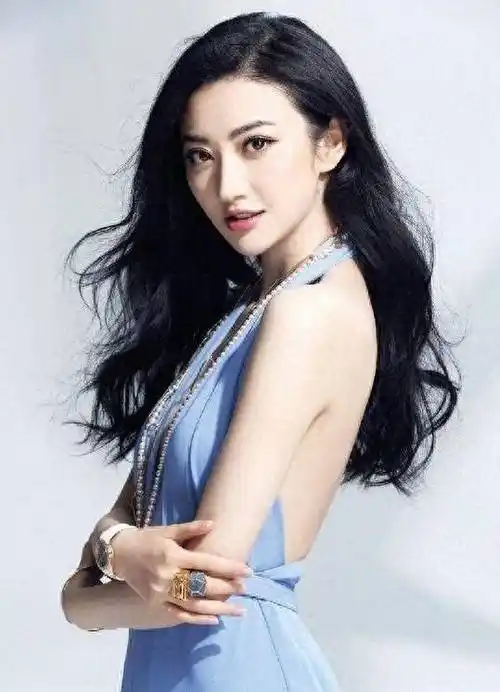 司藤景甜新照片曝光!"安全裤"外穿,网友表示不敢看_张继科_流量_眼睛