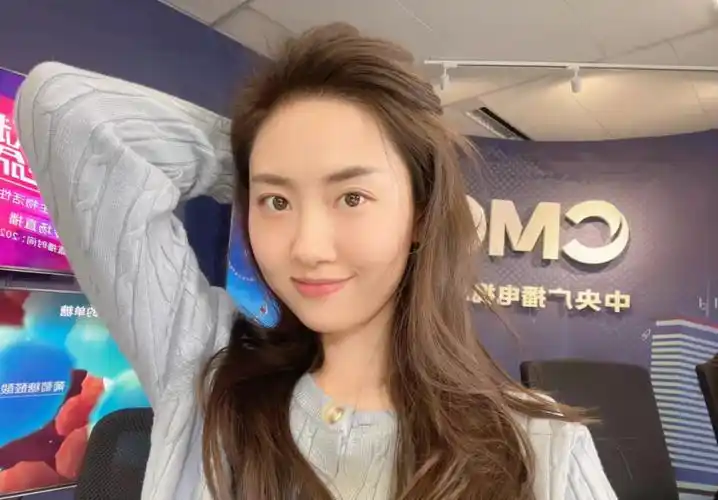 央视网络春晚官宣,尼格买提朱广权加盟,央视七大美女主持人合体