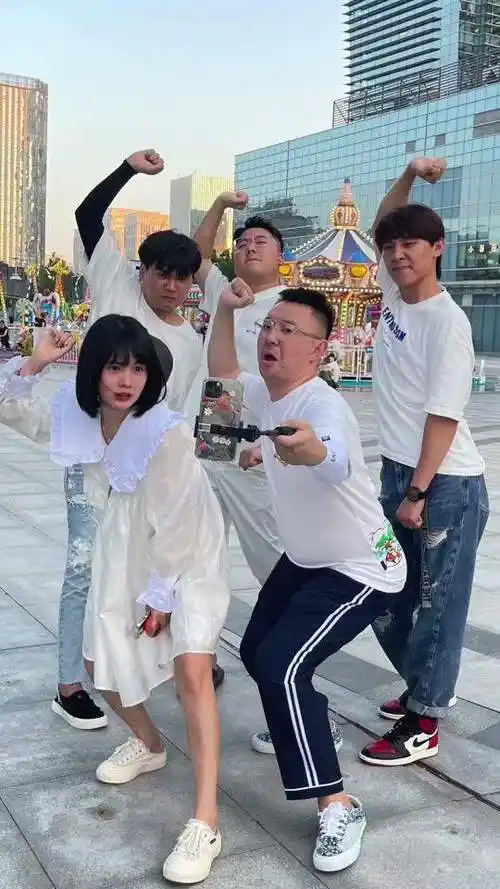 大石桥联盟正式官宣复出!胡胖出局惹争议,大琳琳被指好可惜!