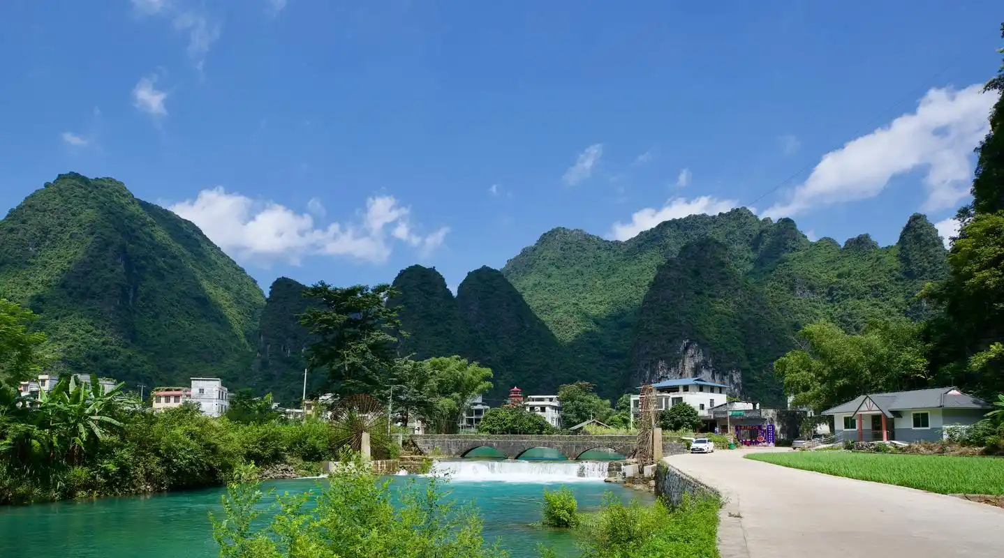 广西都安瑶族自治县有独特的喀斯特地貌,地下河总240多公里, - 抖音