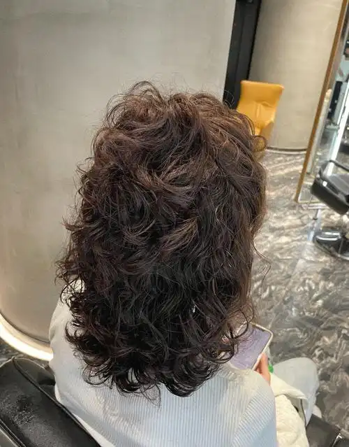 蓬松烫懒人烫慵懒烫免打理烫发