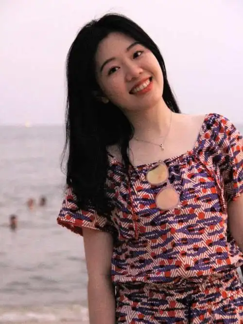 我在妈妈的衣箱底,发现了她年轻时的秘密-娱乐频道-手机搜狐