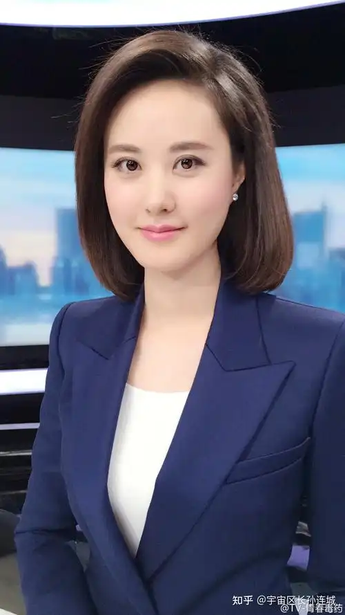 如何评价央视财经频道主持人秦方