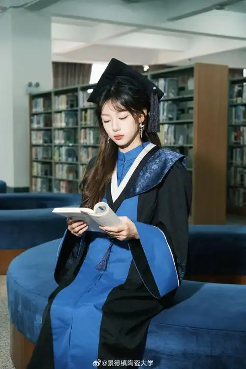 陶大人专属学士服亮相##毕业季