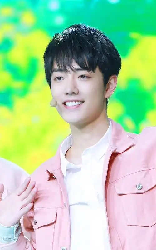 肖战 天天向上 170314