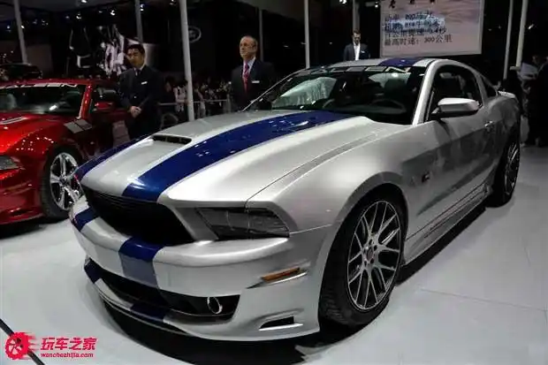 《极品飞车》是否记得那台银色野马