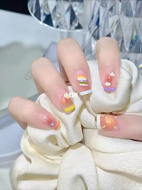 可爱彩虹法式童趣美甲教程