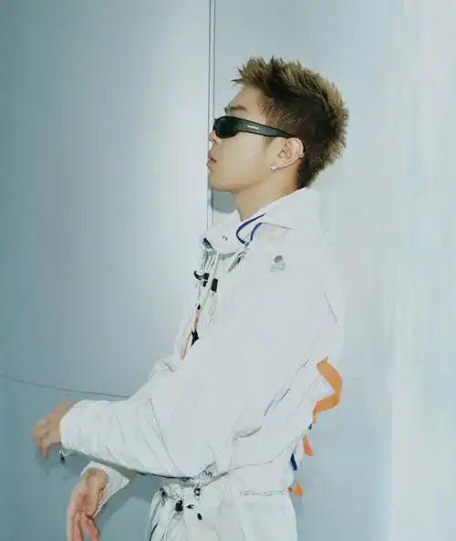 马伯骞穿宇航服直接nextlevel