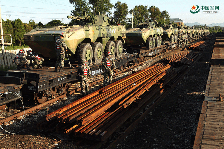 暴风雨部队抵达朱日和将以优异成绩迎接十九大召开