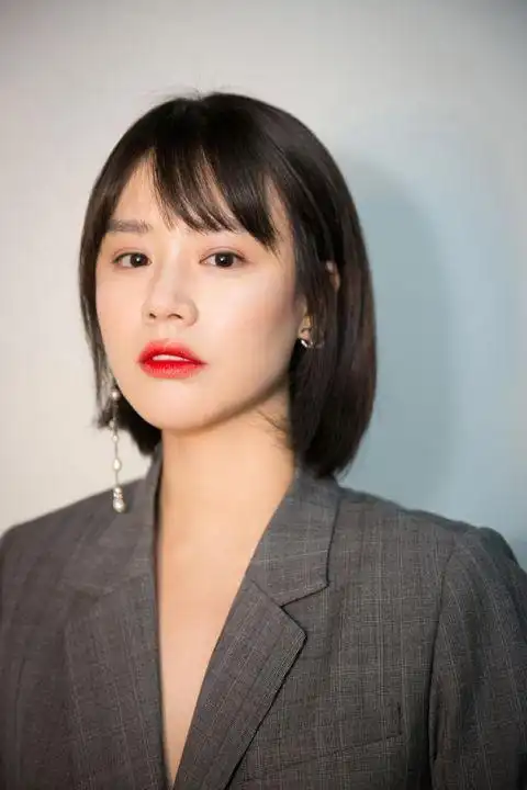 170身高的女生最佳发型(1款适合高个子女生的发型)