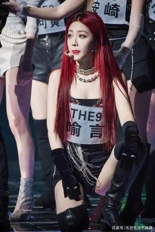 the9 喻言,青春靓丽,性感与美貌并存