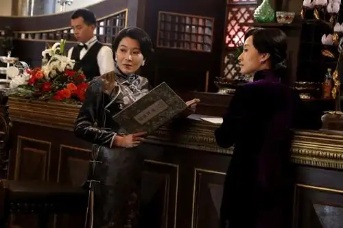 谍战大剧《伪装者》曝光剧照 张棪琰造型华贵