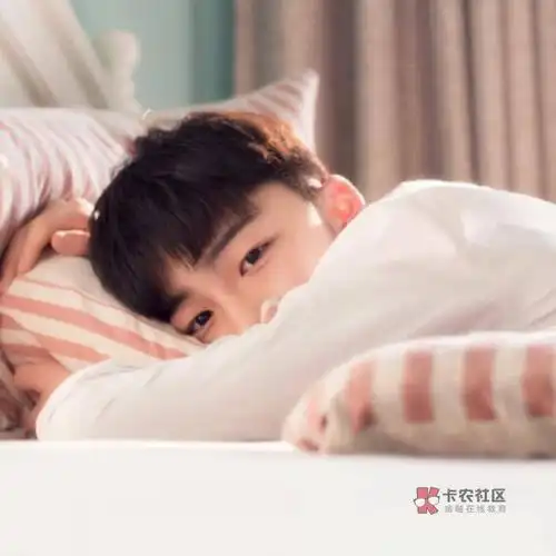 就下了星期贷系列还有活着的没得?就下了一个汇丰