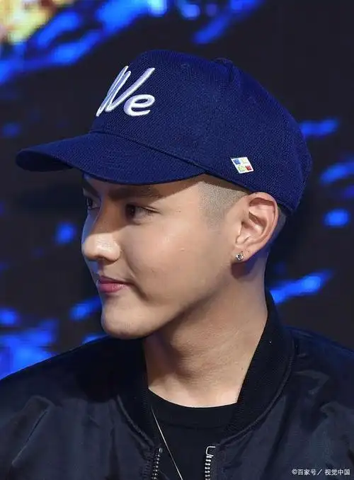 吴亦凡被正式批捕,网友直呼大快人心!挑战法律,害人害己!