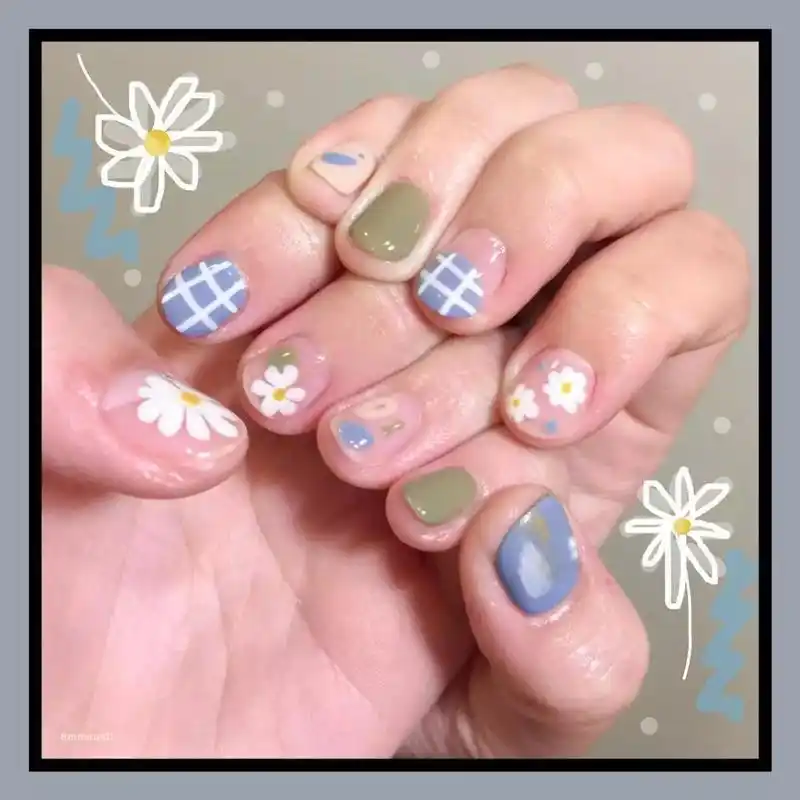 除了泫雅同款这40款夏日美甲也很仙