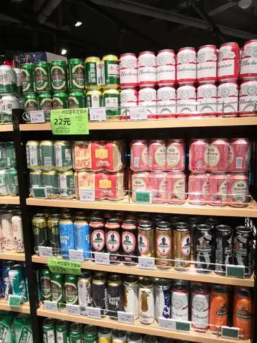 东方雅园燕京啤酒陈列