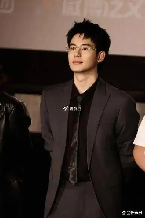 谢娜张杰离婚了张艺兴利用黄渤张子枫胡先煦假戏真做