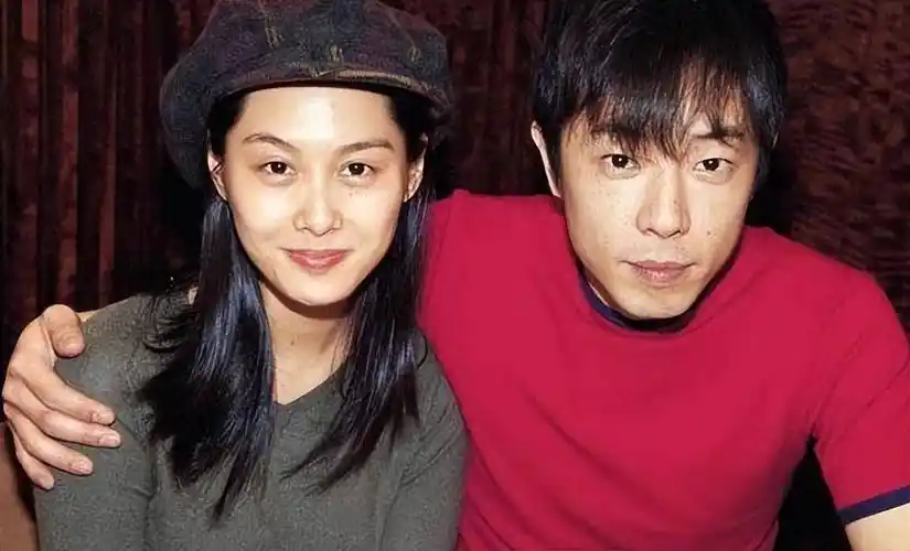 朱茵坚持反对婚前同居和婚前性行为,公开表示要把这些事情留到结婚后