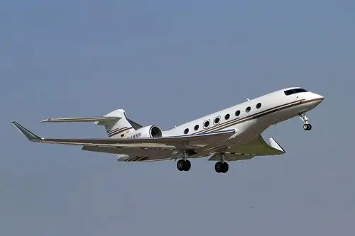 违章停车564次,世界首富贝索斯被罚款16800美元_人民号