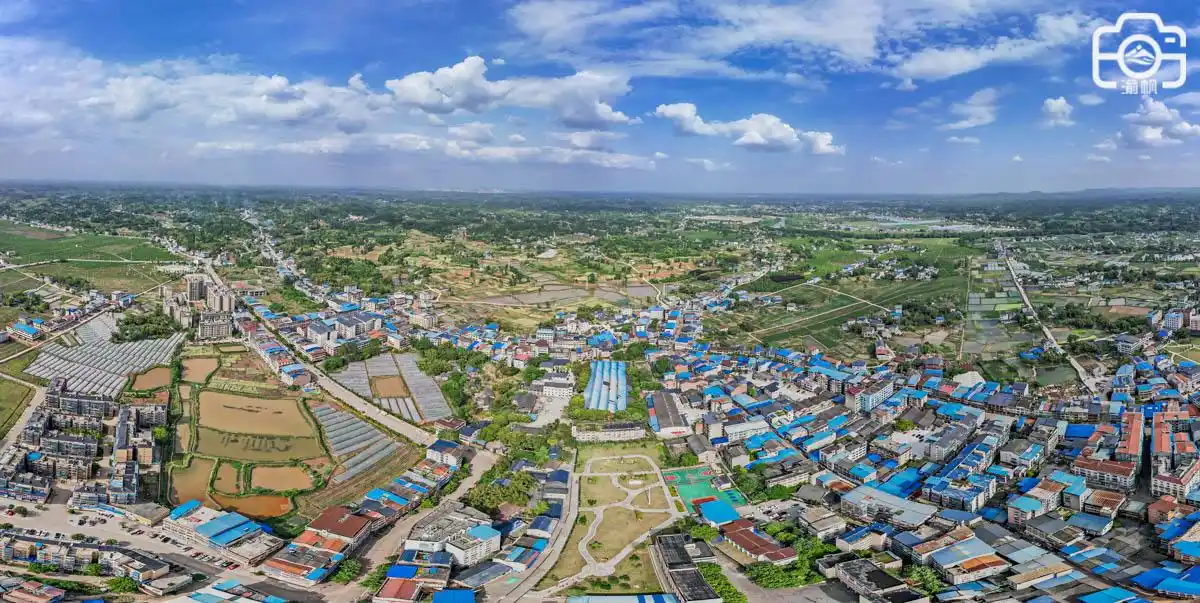 潼南柏梓镇,很不重庆的渝西大镇,面积超渝中,人口近10万