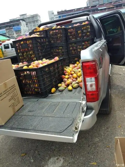 闲余时,帮老婆拉水果