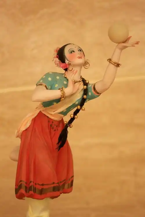 天津泥人张彩塑