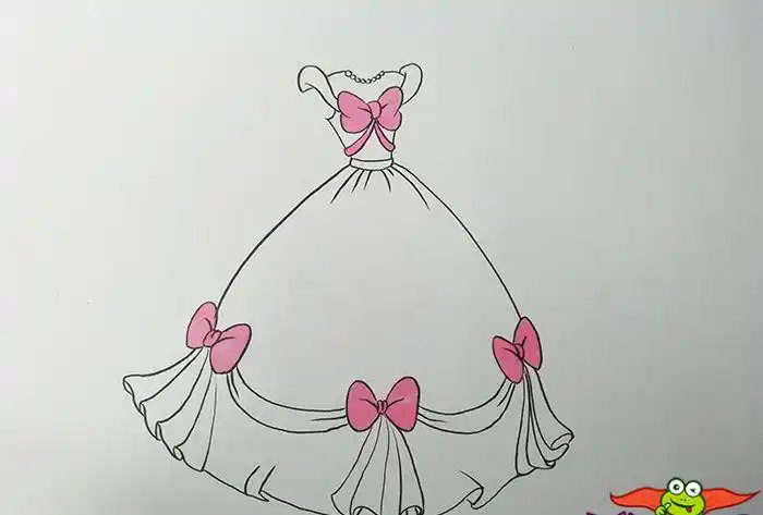 公主裙礼服简笔画