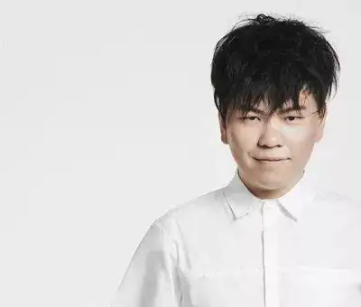 常石磊与王源互动,意外暴露情感取向,本尊回应已有私信相亲的