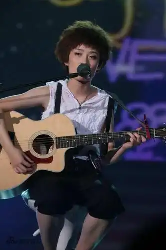 2009快乐女声专题 > 正文  新浪娱乐讯 7月31日晚,2009快乐女声全国总