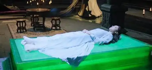 《十二谭》首播槽点满满,女主娜扎首集成ppt,特效廉价辣眼