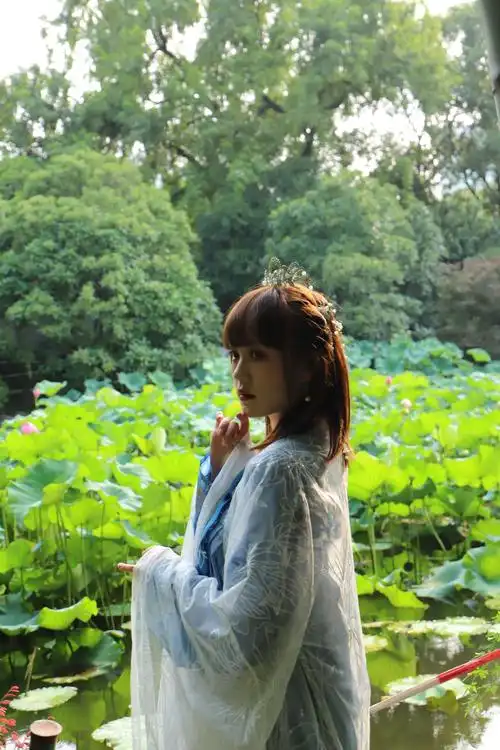 古装人像实景摆拍--桂林公园 摄影: 汤毅勇