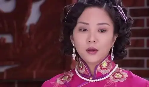 娘心:招娣明明都是坏心眼,还在老爷面前装的很关心儿子!