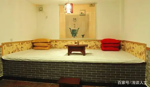 火炕作为北方特有的取暖设施,随着现代科技的发展,也必将消失在我们的