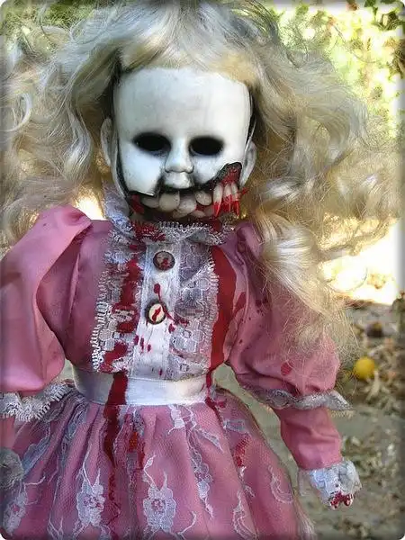 lucifer的相册-鬼娃娃.肥猪流?